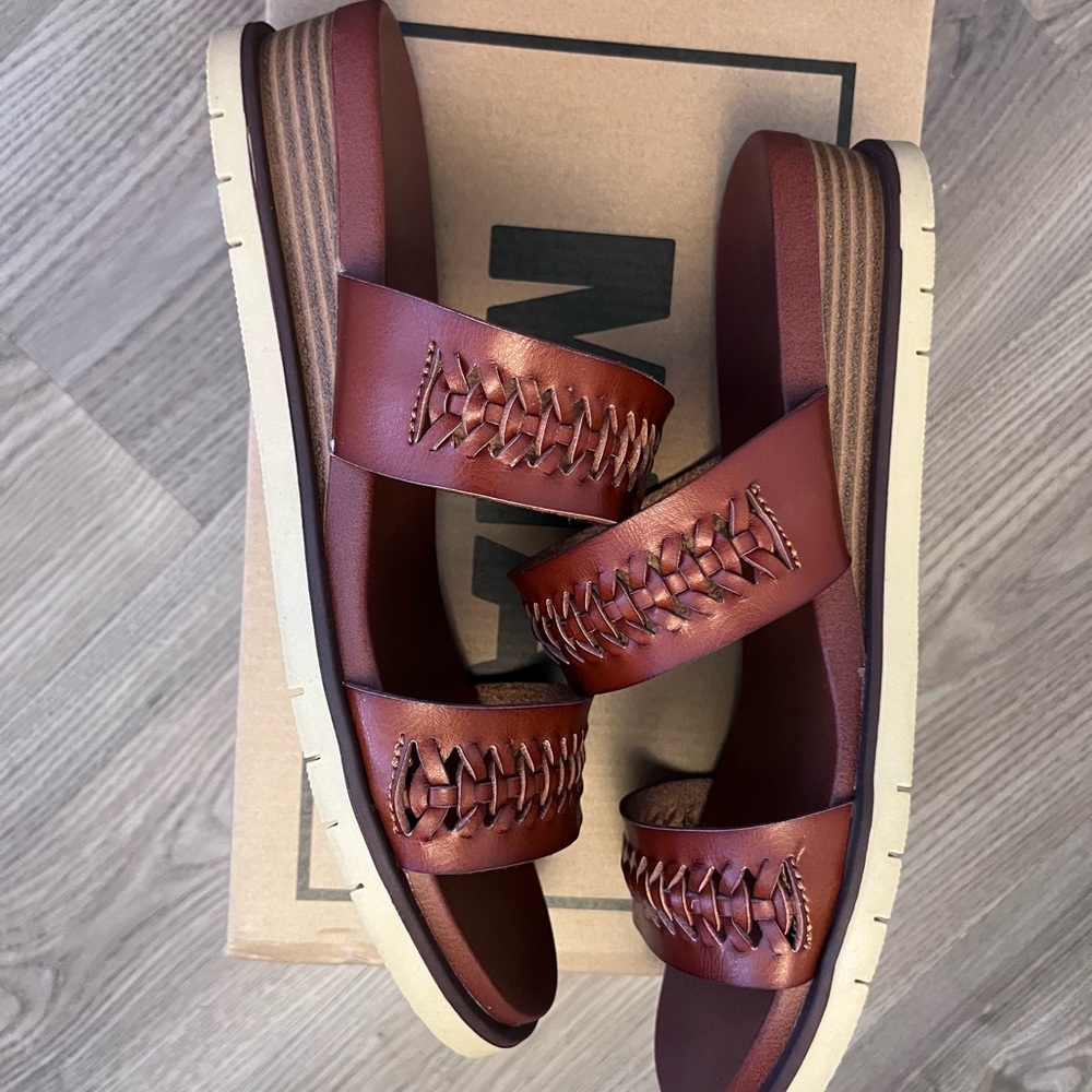 MIA Women's Woven Brown Wedge Sandals